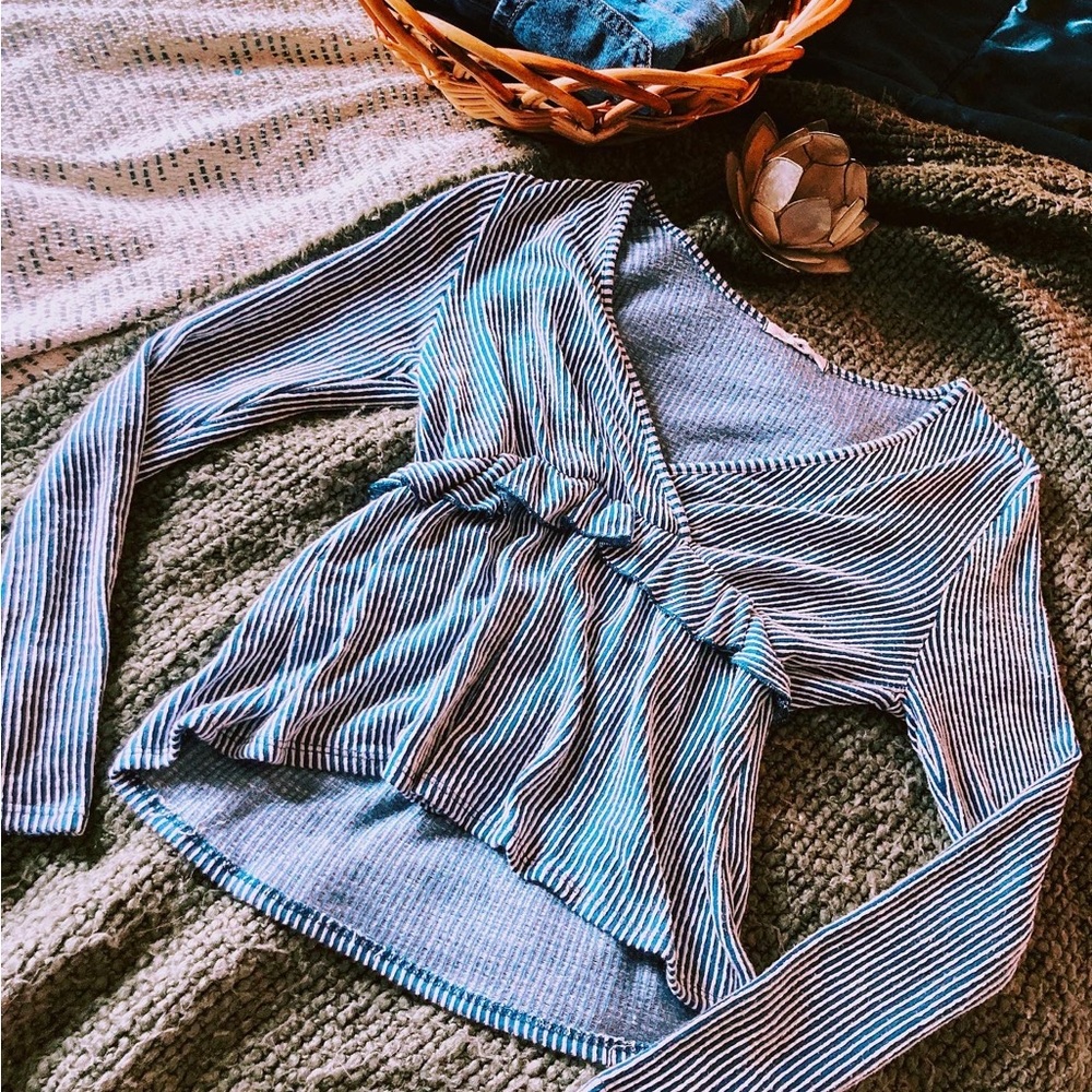 caution to the wind long sleeve babydoll top